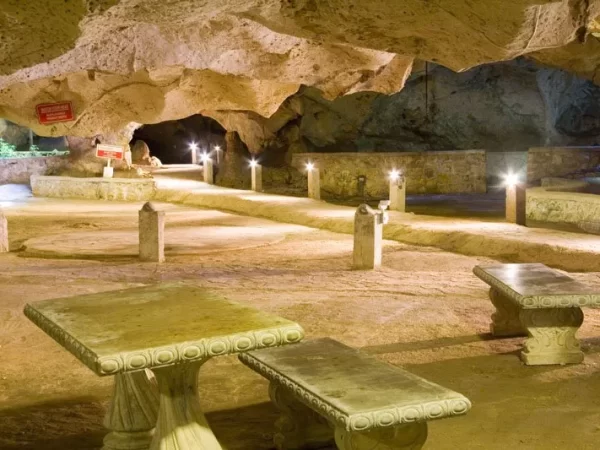 Green Grotto Caves