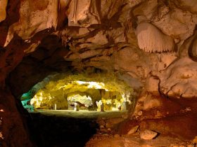 Green-Grotto-Caves-h