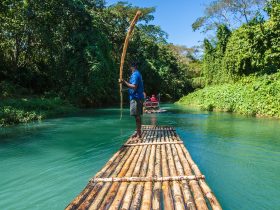calypso_rafting_on_t_bAyT7